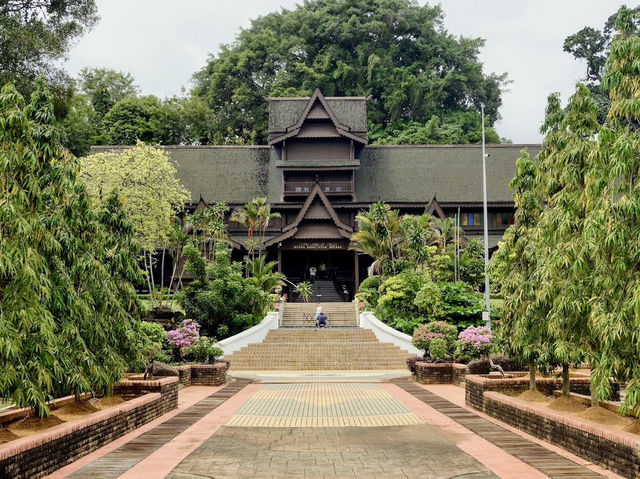 Melaka Sultanate Palace Museum Review: Is It Worth Visiting?