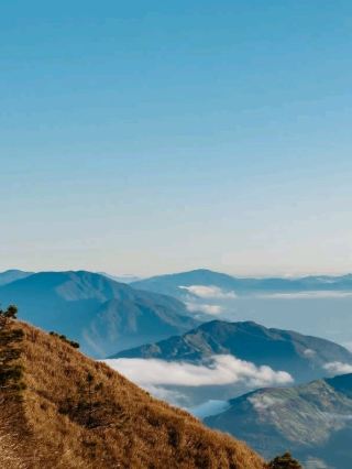 truly mesmerizing, with a remarkable transition from lush grasslands