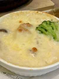 【大阪・梅田】山小屋風リゾート気分と信州食材を楽しめる「上高地 あずさ珈琲 阪急三番街店」