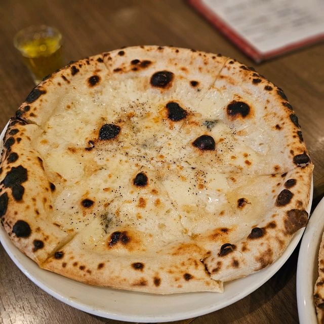 [中野]驚異的なコスパ！窯で焼いたピザランチ[NAPRIMO 中野店]
