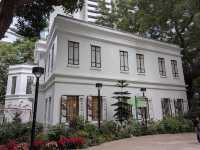茶具文物館 (Flagstaff House Museum of Tea Ware)