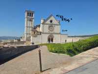 조용하고 경건하게 여행을 즐겨요🇮🇹🍕⛪️