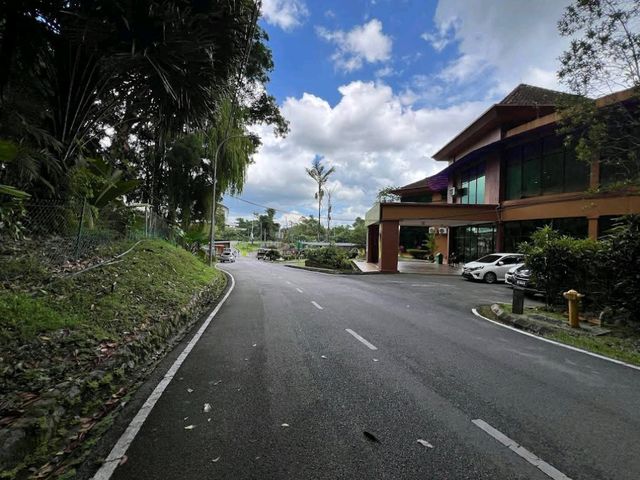Semenggoh Wildlife Centre