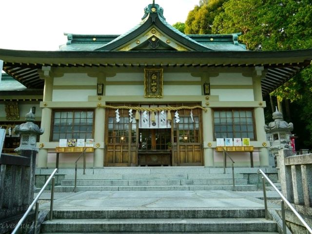 【愛知県】足の神様が祀られた美しいお宮！「白山宮」