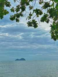 Where Seafood Meets Sunset: Coastal Charm at Hai Boey Seafood 
