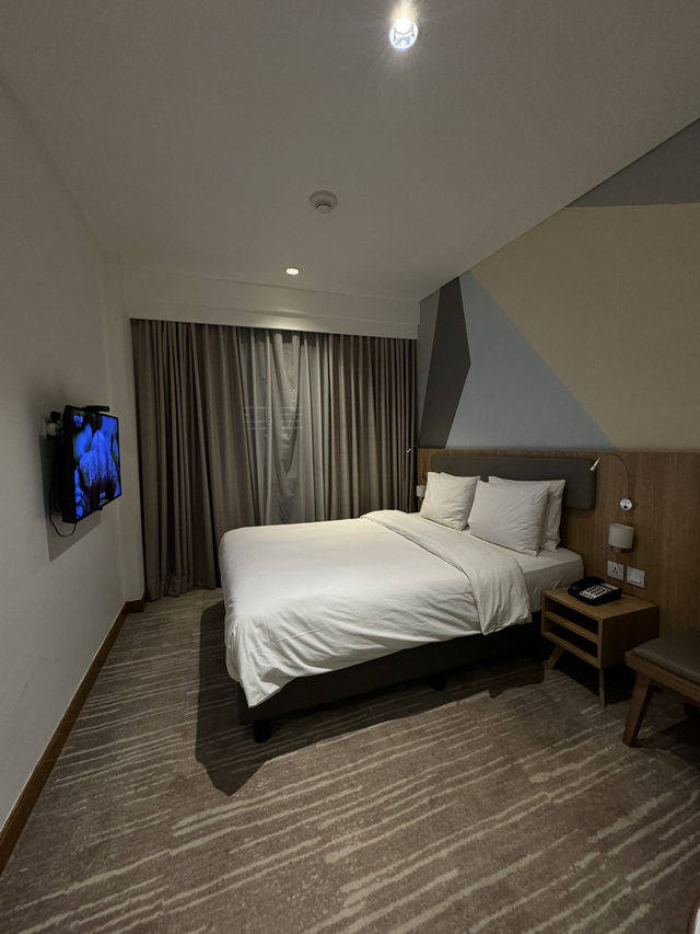 Where to stay in Holiday Inn Express Jakarta Matraman