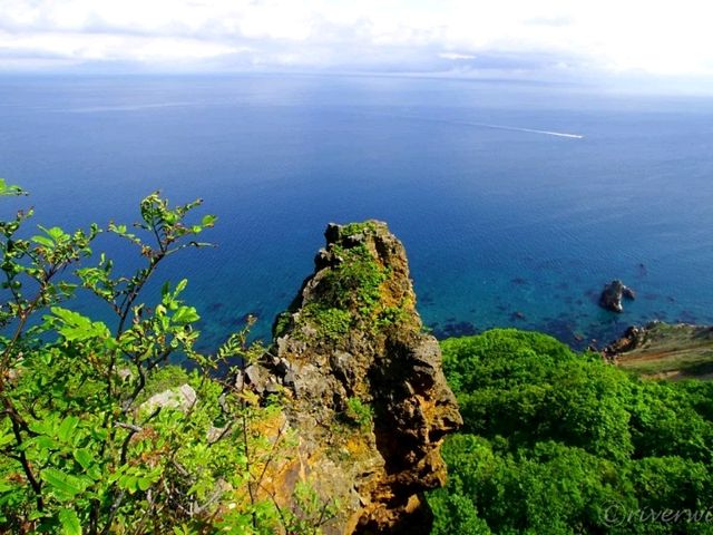 【北海道】小樽ブルーの絶景洞窟に出会える「白龍胎内めぐり」