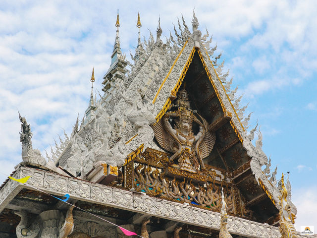วัดเขาพลอย 