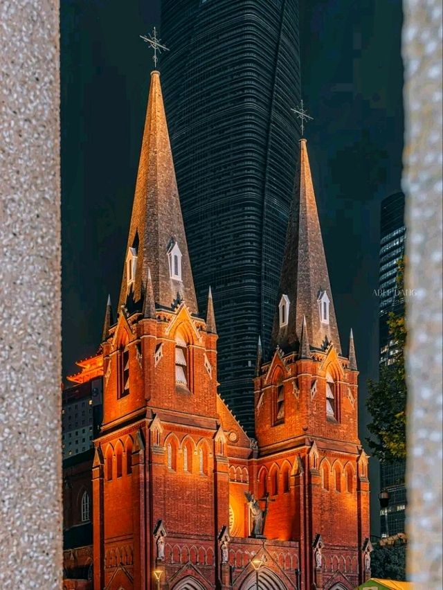 Zi-ka-wei Library & Xujiahui Cathedral – The Jesuit Legacy in the Heart of Shanghai