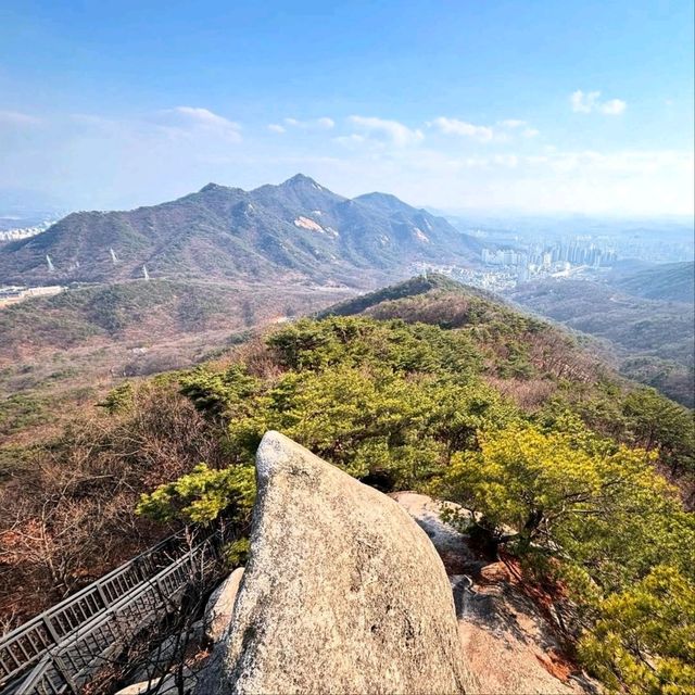 A Hike to Suraksan’s Main Peak