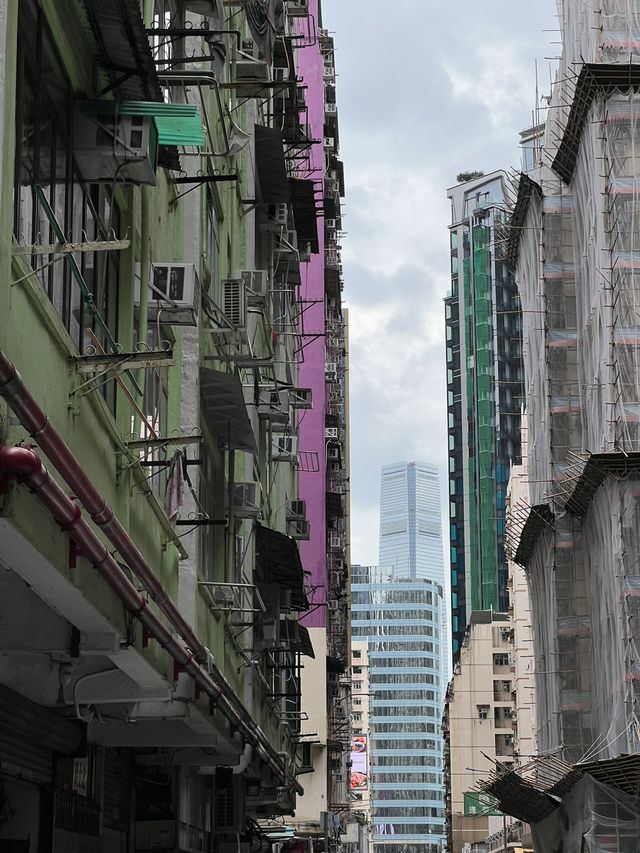 Unique Experiences in HK - Architecture 