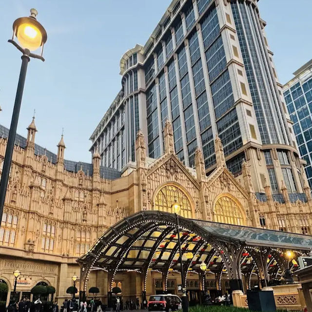 St. Regis Macao (澳門瑞吉酒店)