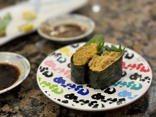 🍣 Fresh & Fun Conveyor‐Belt Dining at Dolphin Port