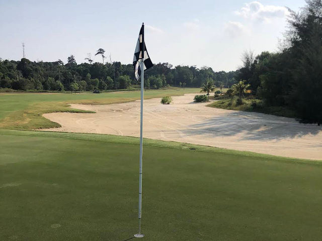 The Els Club Desaru delivers a memorable blend of sport, luxury, and natural beauty