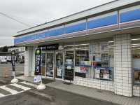 🏪 The Konbini Stop That Completes the Day – Lawson Motomiya Arai