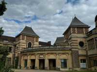 Eltham Palace: A Unique Blend of Medieval History and Art Deco Glamour Near London 👑✨