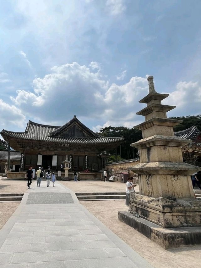 A Peaceful Stroll Through Tongdosa Temple