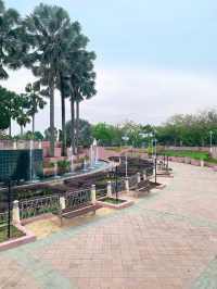 Tangga Putrajaya: Where Sweat Becomes Your New Perfume 💦