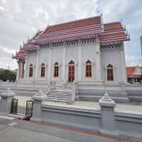 ลานหินโค้ง หลวงพ่อปัญญานันทภิกขุ