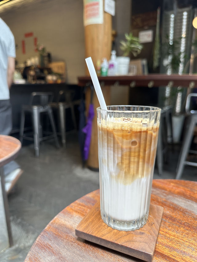 ร้าน Metal Hands Coffee เซี่ยงไฮ้