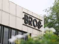 Bros cafe