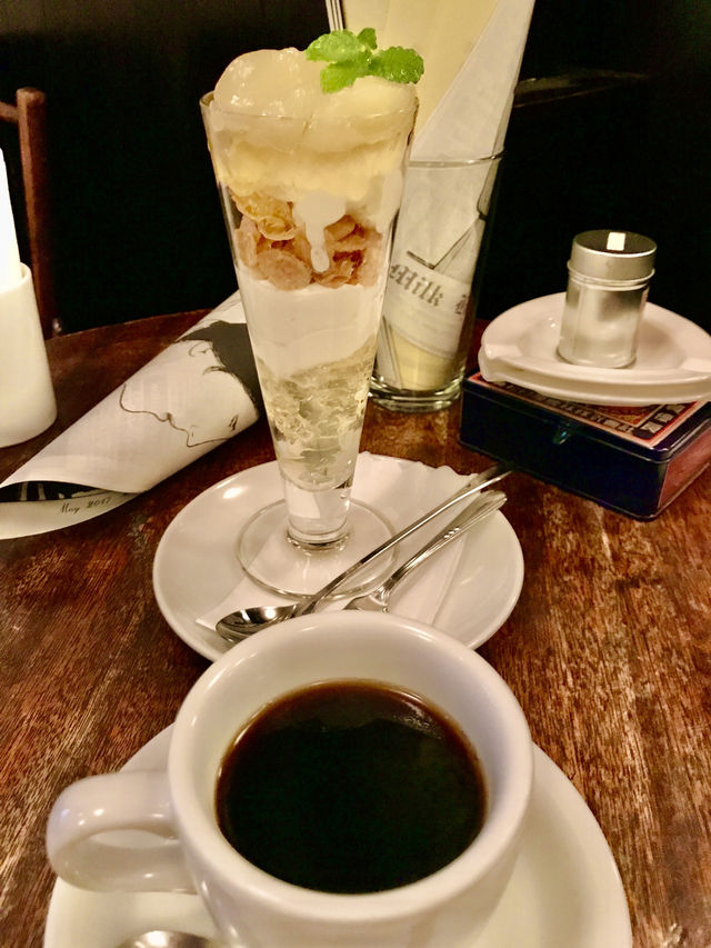 【鎌倉　カトリック雪の下教会とお土産スイーツ、老舗カフェ巡り】