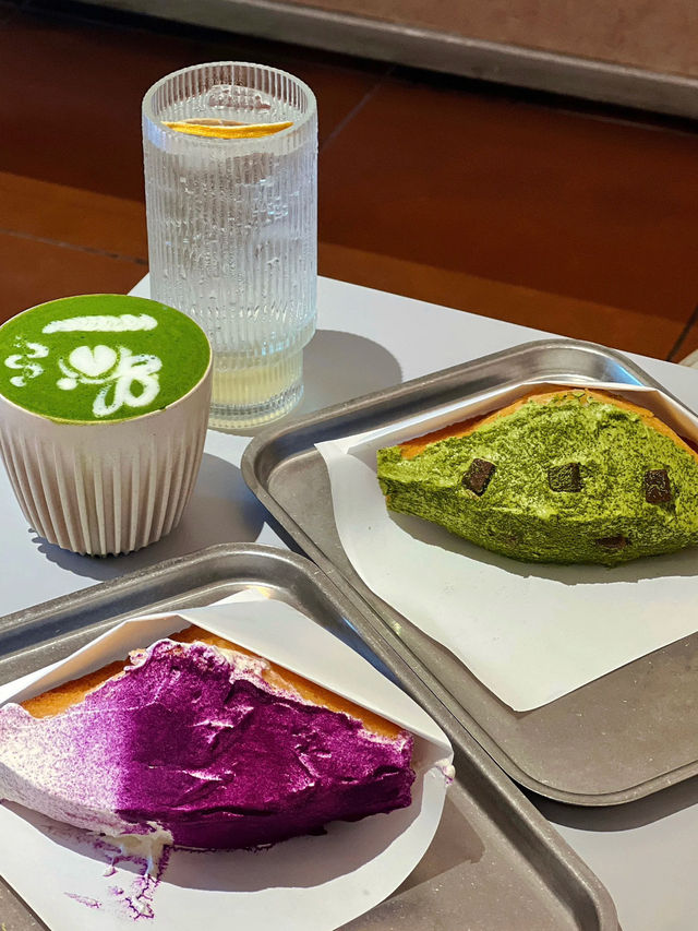 🥐 Superfluous Café – Morning-to-Night Bakery Speakeasy in Taman Desa, KL