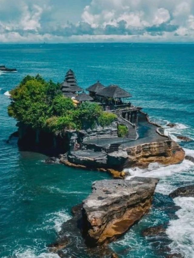 峇里島不可錯過的旅行地標！海神廟的魅力 🌊✨