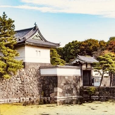 🏯 Step into History: Solo Visit to Tokyo Imperial Palace! 🇯🇵