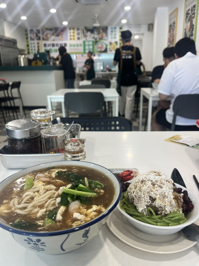 🍜 Lunch Reflections at Face to Face Café