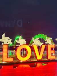 💞 Love Bridge Da Nang – Locks, Lights & Romance by the River❤️
