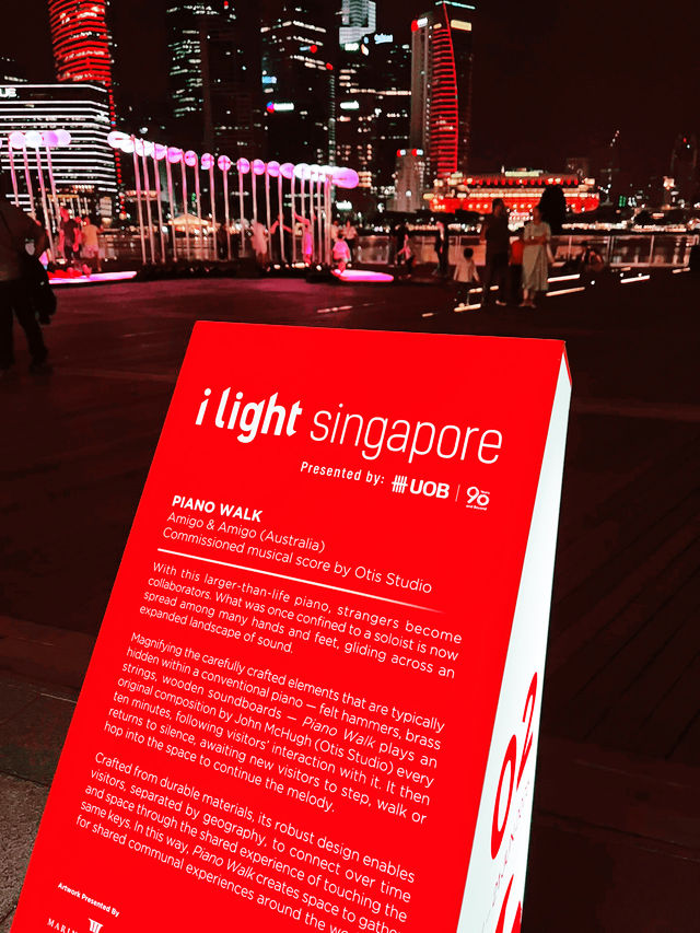 Majestic Nights at Marina Bay Sands: A Symphony of Light and Skyline 