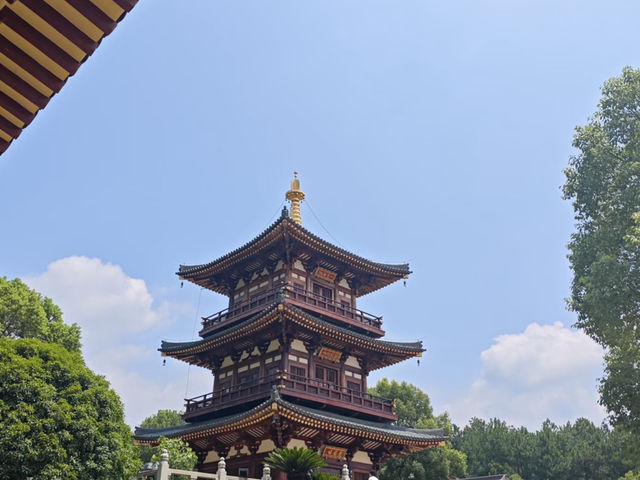 🙏 The Grand Donglin Buddha: A Place for Sincere Prayers ✨
