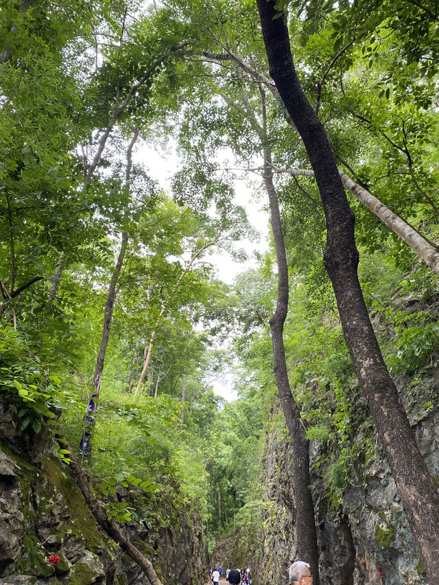 สัมผัสประวัติศาสตร์ช่องเขาขาด ณ จังหวัดกาญจนบุรี