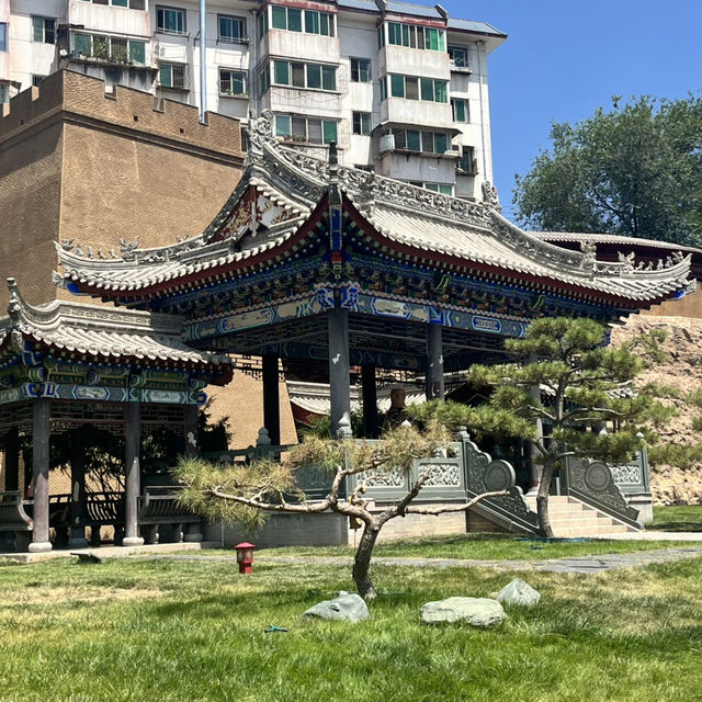 Afternoon Stroll — Tianshui Ancient Town  Afternoon Stroll — Tianshui Ancient Town