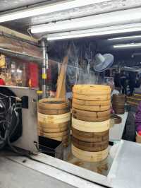 Yizhong Street Night Market – ไนท์มาร์เก็ตวัยรุ่น