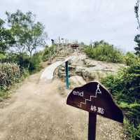 雙腳代替纜車：登太平山頂、爬『西高山』，一路看盡香港風光～