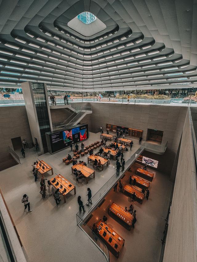 Malaysia’s First Iconic Apple Store — A Landmark at TRX 