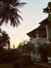 🇱🇰Sri Dalada Maligawa: Where the Sacred Tooth Relic Guards the Soul of Sri Lanka! 🙏