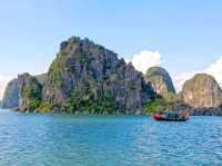อ่าวฮาลอง (Ha Long Bay)