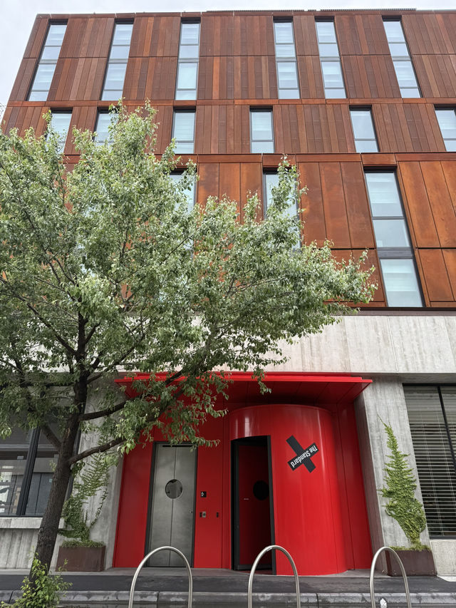 Red Door Moments❤️