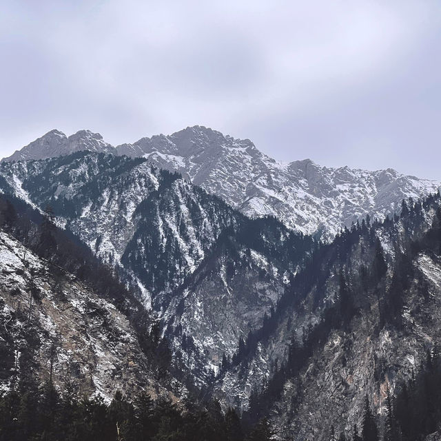 Chengdu > Huanglong > Jiuzhaigou > Chengdu 3 วัน 2