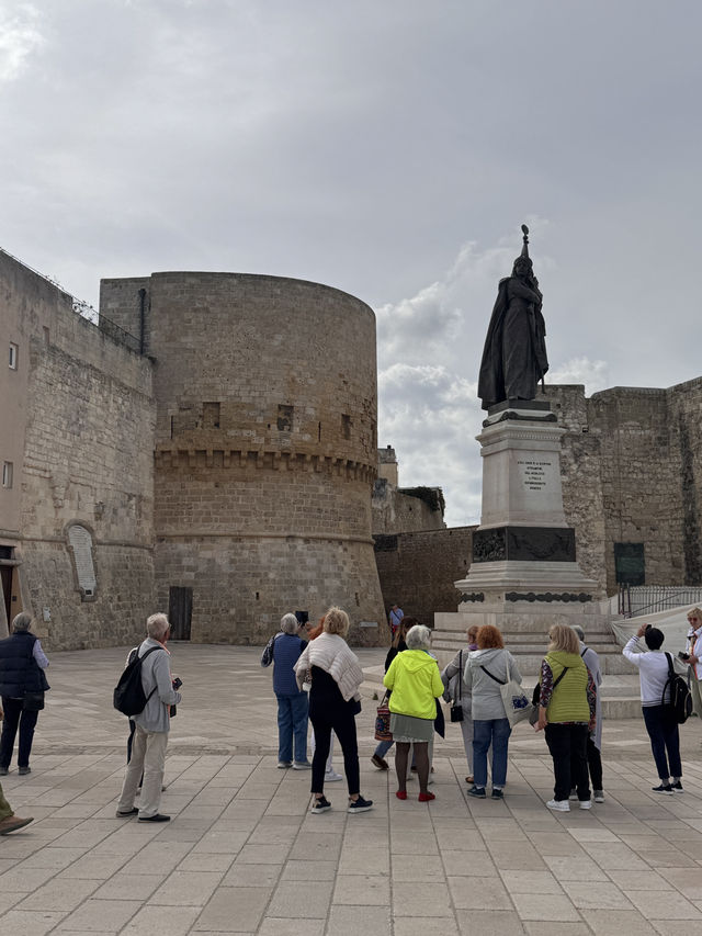 오트란투를 상징하는 견고한 요새