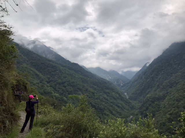 《八通關古道 •峽谷與瀑布的輕冒險》 《八通關古道 •峽谷與瀑布的輕冒險》