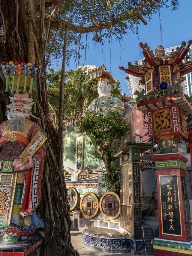 Temple in on the beach at Repulse Bay Temple in on the beach at Repulse Bay