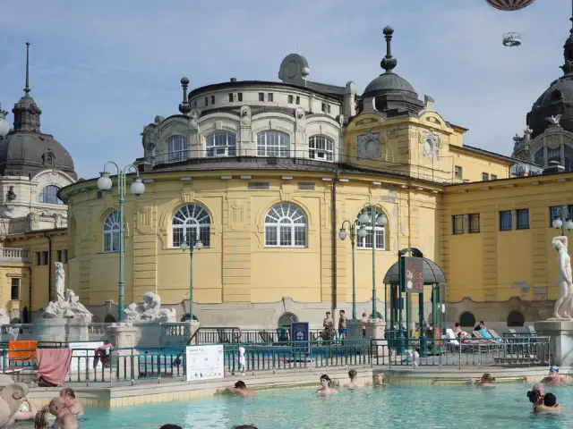 [Budapest, Hungary] Hot Springs in Europe: Széchenyi Thermal Bath.