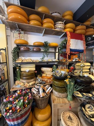 치즈로 만든 집?! 하우다(Gouda)로 떠나보세요.