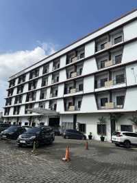 Staycation Nyaman di Tengah Kota Medan dengan Harga Bersahab