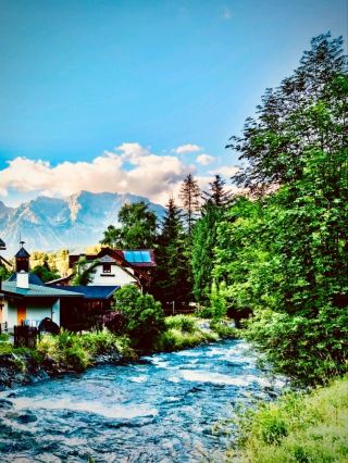 Canada British Columbia Whistler Lost Lake Mossy Forest Trail Caféeasytravelpost #Whistler #LostLak