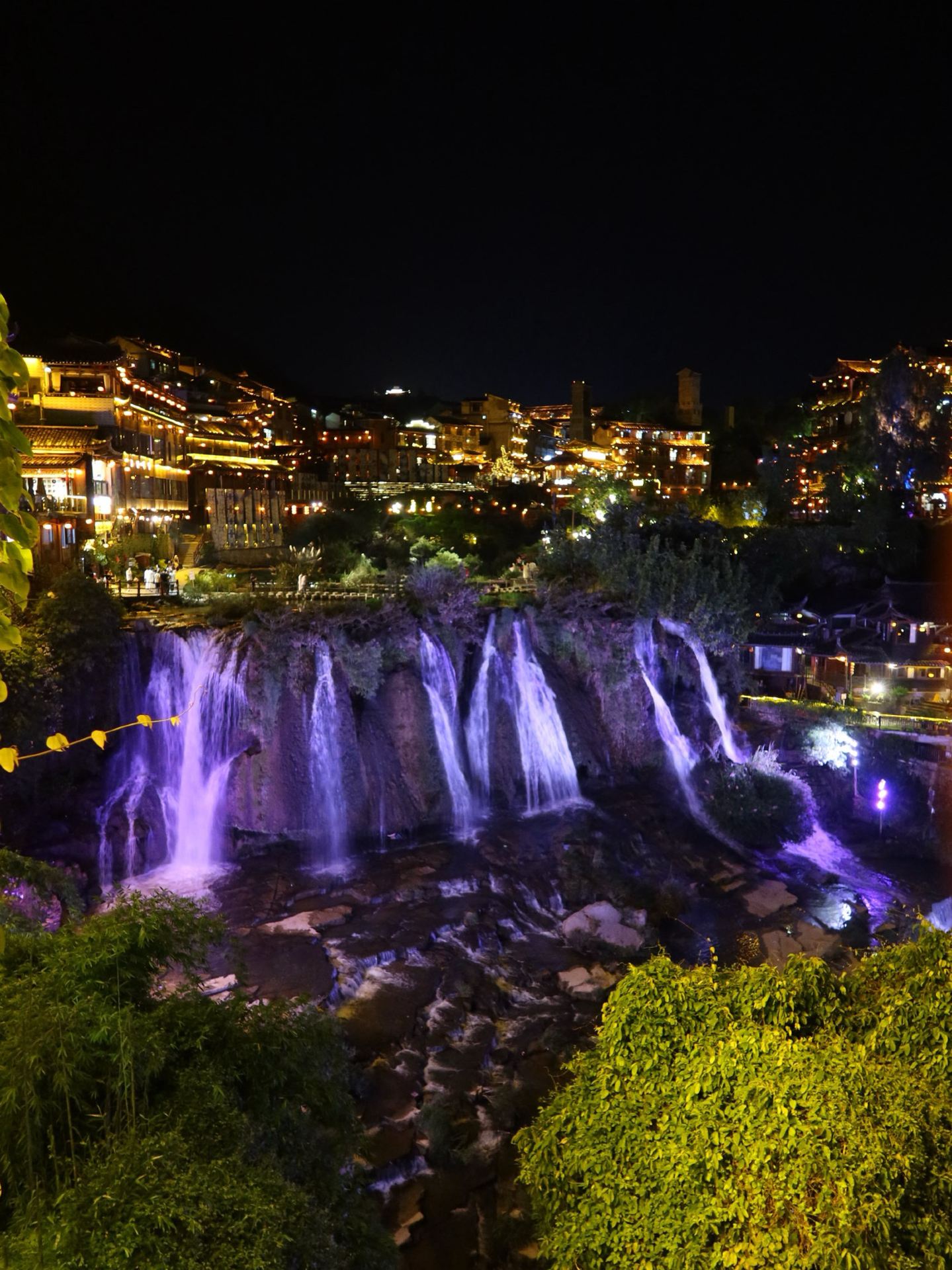 Is Furong Ancient Town Worth Visiting from Zhangjiajie? 🇨🇳 Complete Guide